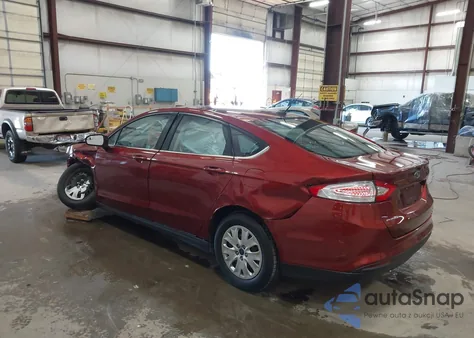 2014 Ford Fusion S z USA, uszkodzony, nr VIN 3FA6P0G7XER337166